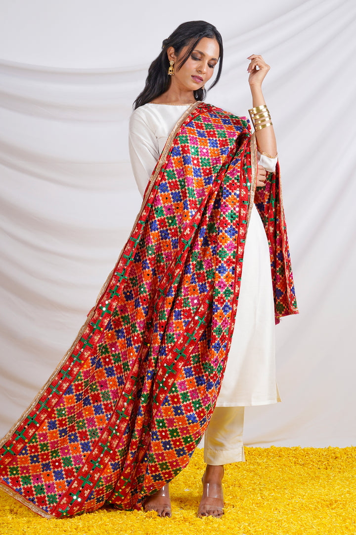 Teejh Soni Kudi Phulkari Dupatta