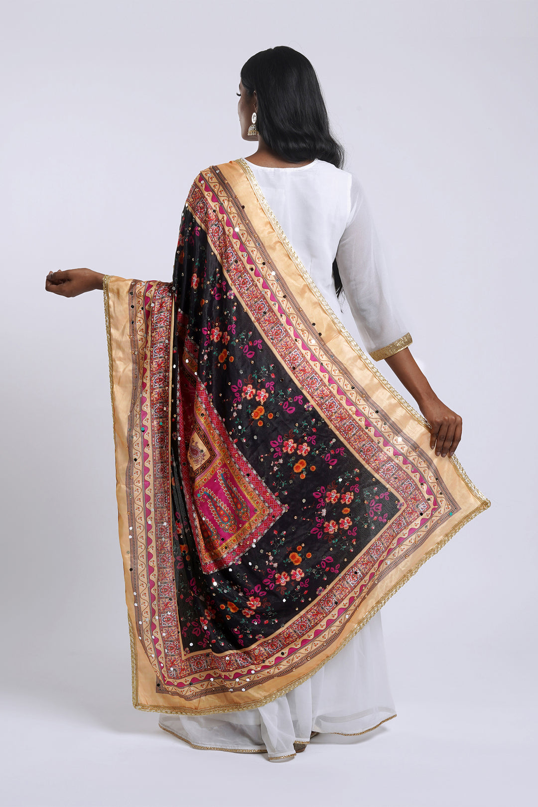 Teejh Tanirika Embellished Printed Dupatta