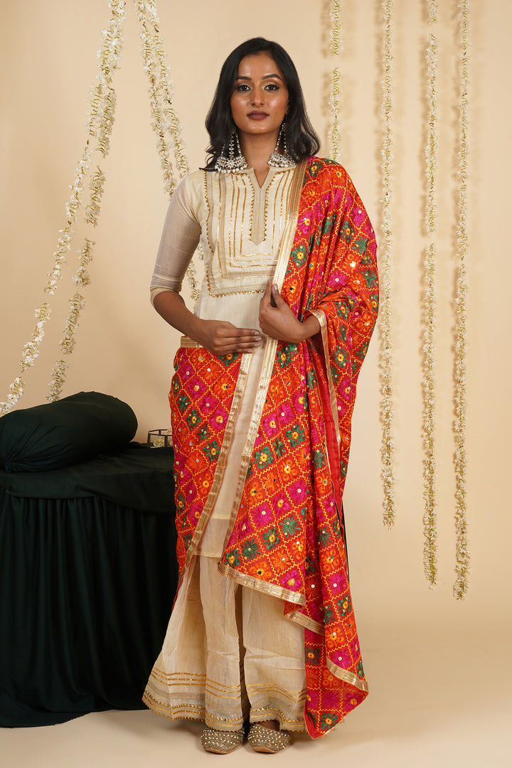 Teejh Pranjal Phulkari Dupatta