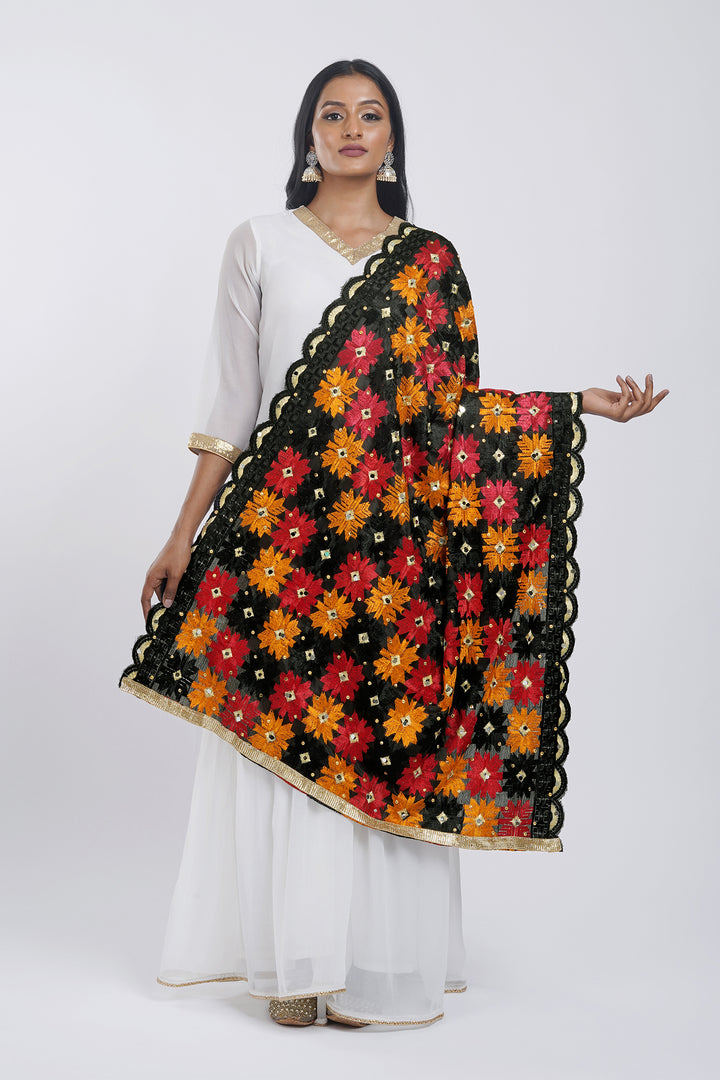 Teejh Kriti Phulkari Dupatta