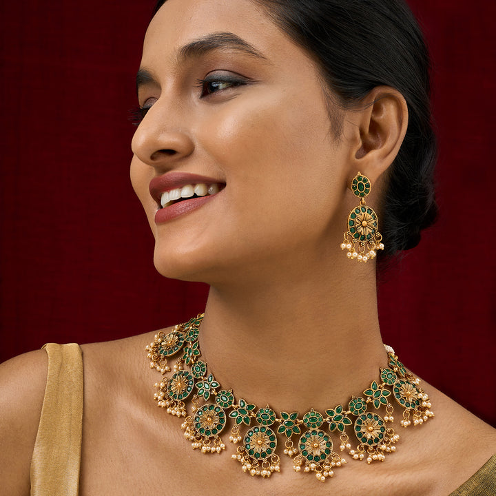 Teejh Selene Gold Pearl Green Necklace Set
