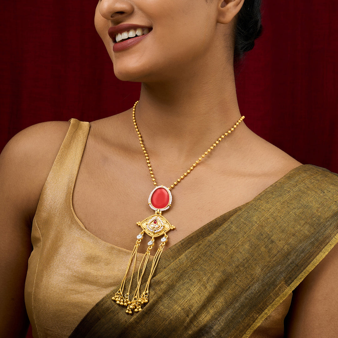 Teejh Kanira Red Gold Necklace