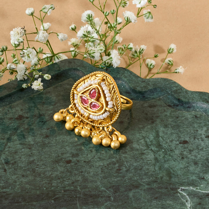 Teejh Sera Gold Red Stone Ring