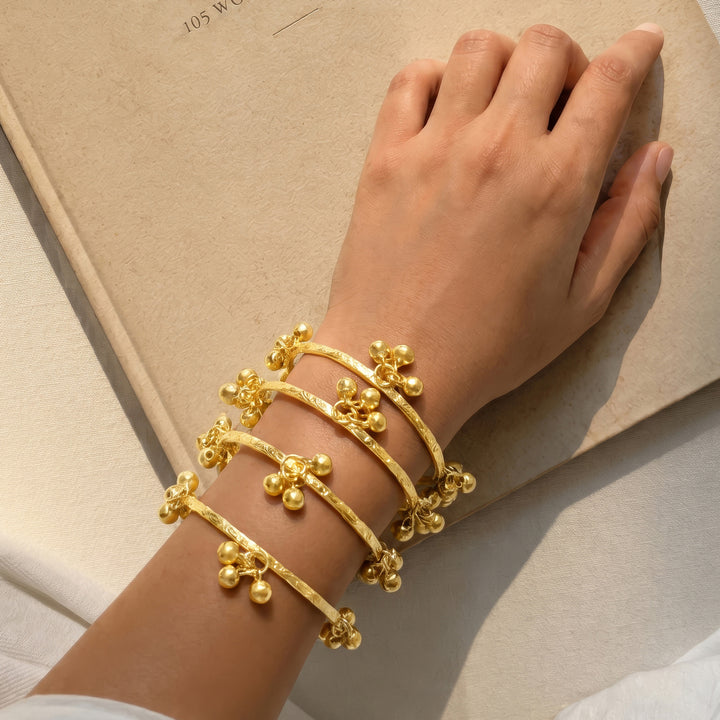 Teejh Chanak Gold Oxidised Ghungroo Bangles