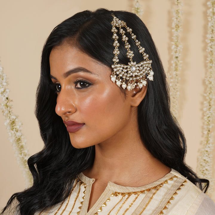 Teejh Nur Mehendi Pasa