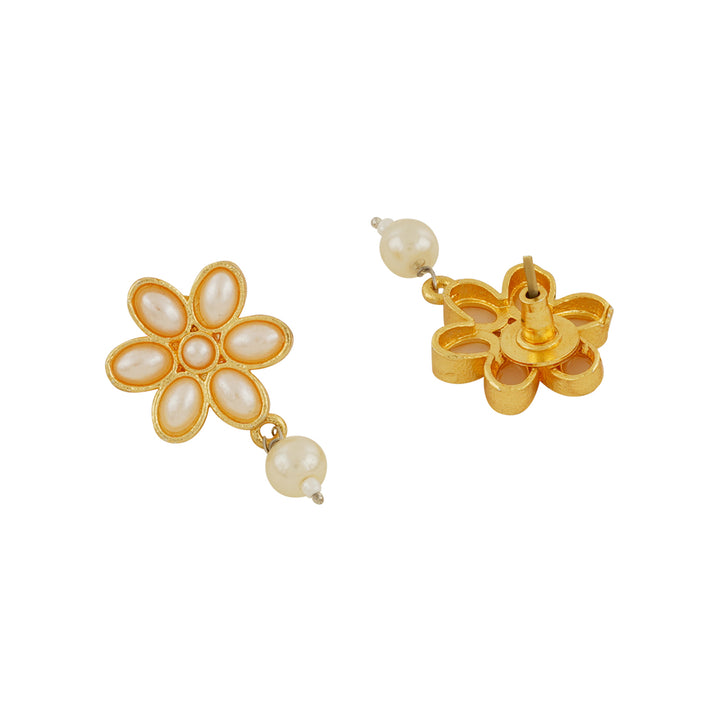 Kriya Gold  Oxidised Pearl Necklace Set