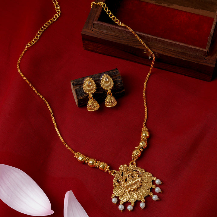 Teejh Durga Gold Red And Green Necklace Set