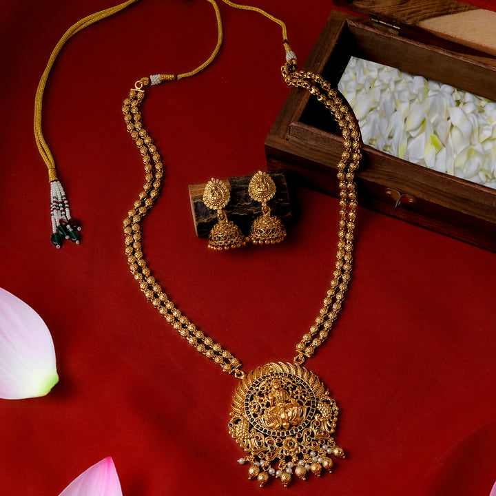 Teejh Aditi Gold Necklace Set