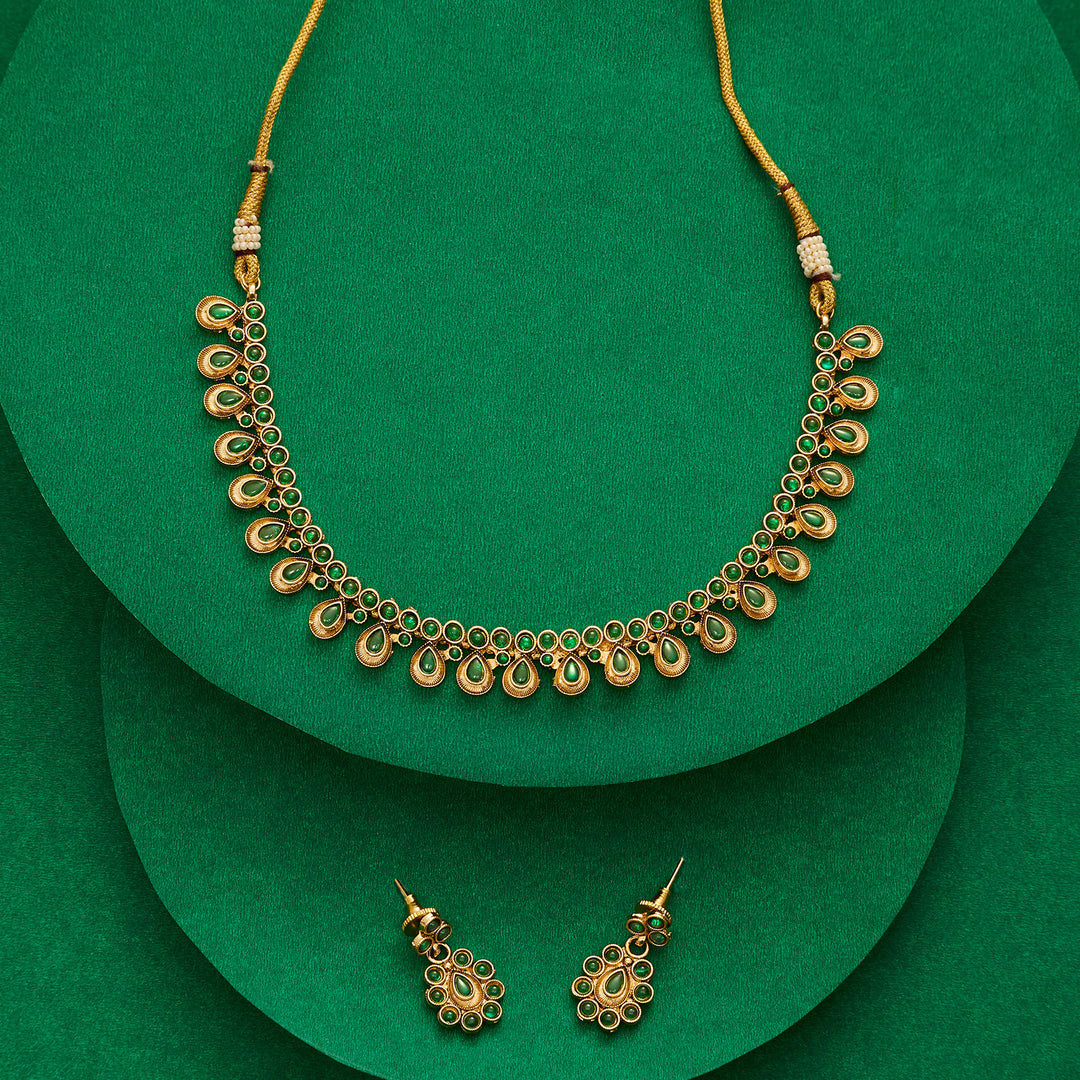 Teejh Farisha Green Gold Necklace Set