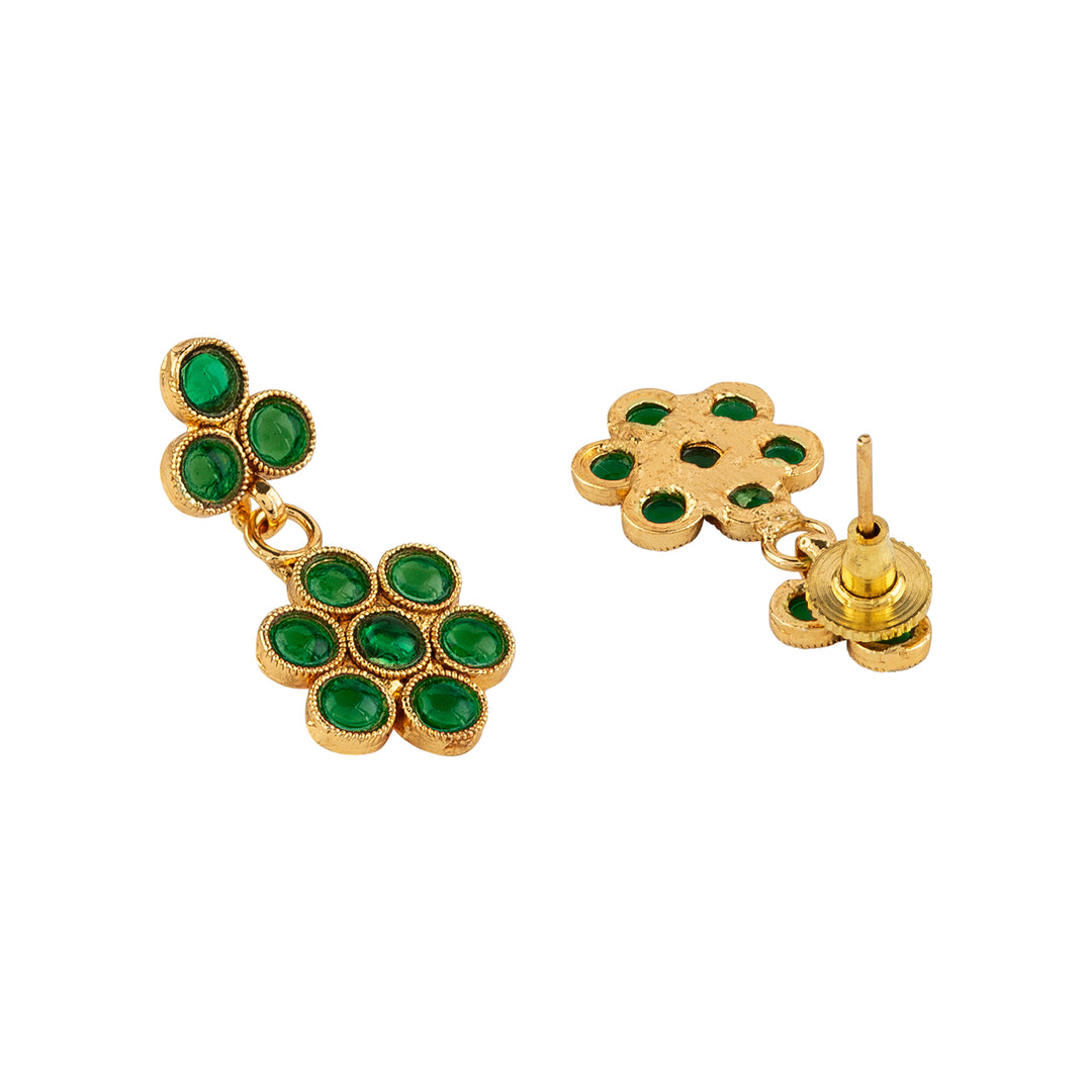 Teejh Madhulika Green Gold Necklace Set