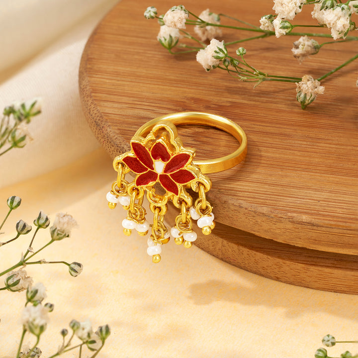 Teejh Bhagyashri Red and Gold Enamel Toe Ring