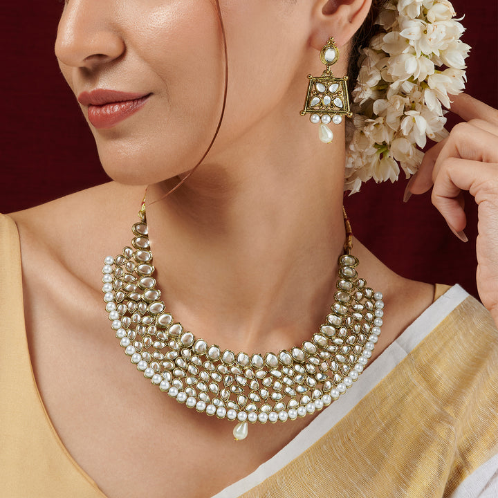 Teejh Trishya Gold Necklace Set