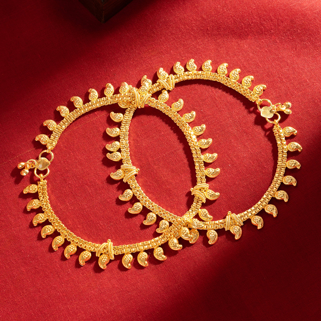 Teejh Veda Varnika Gold Payal