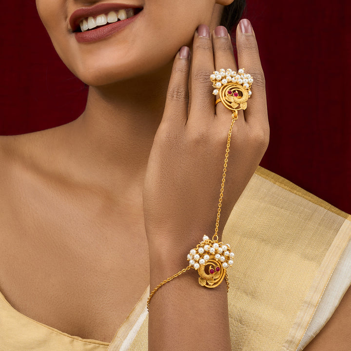 Teejh Rangi Gold Oxidised Peacock Hathphool