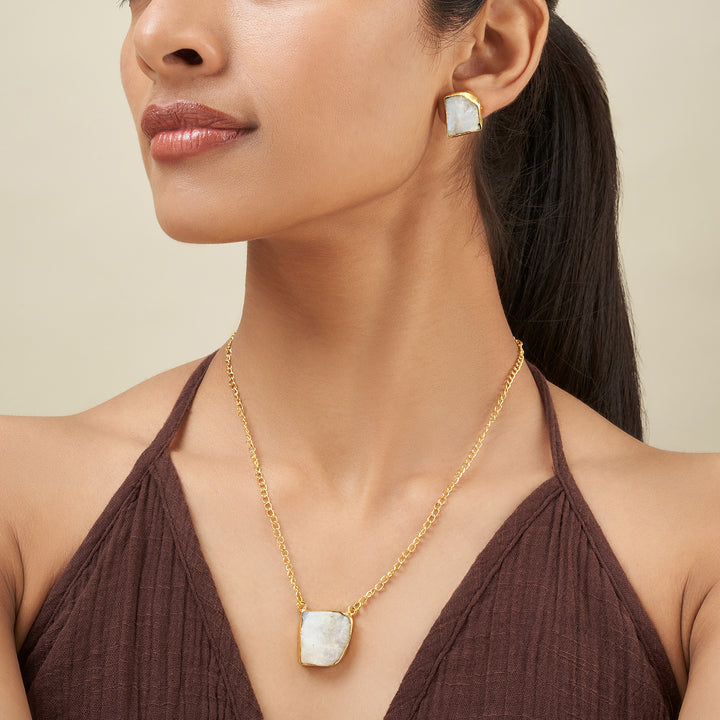 Teejh Ishaya White Natural Stone Necklace Set