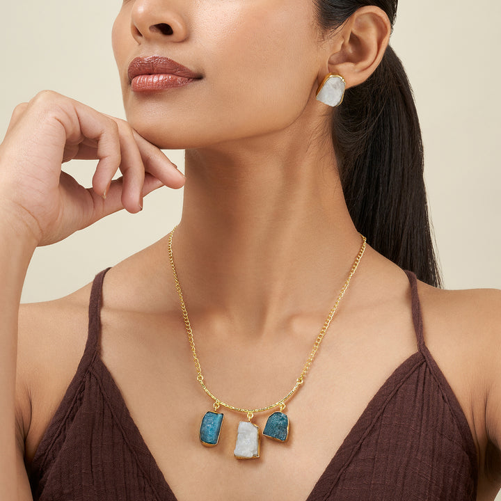 Teejh Alara Dark Blue White Natural Necklace Set