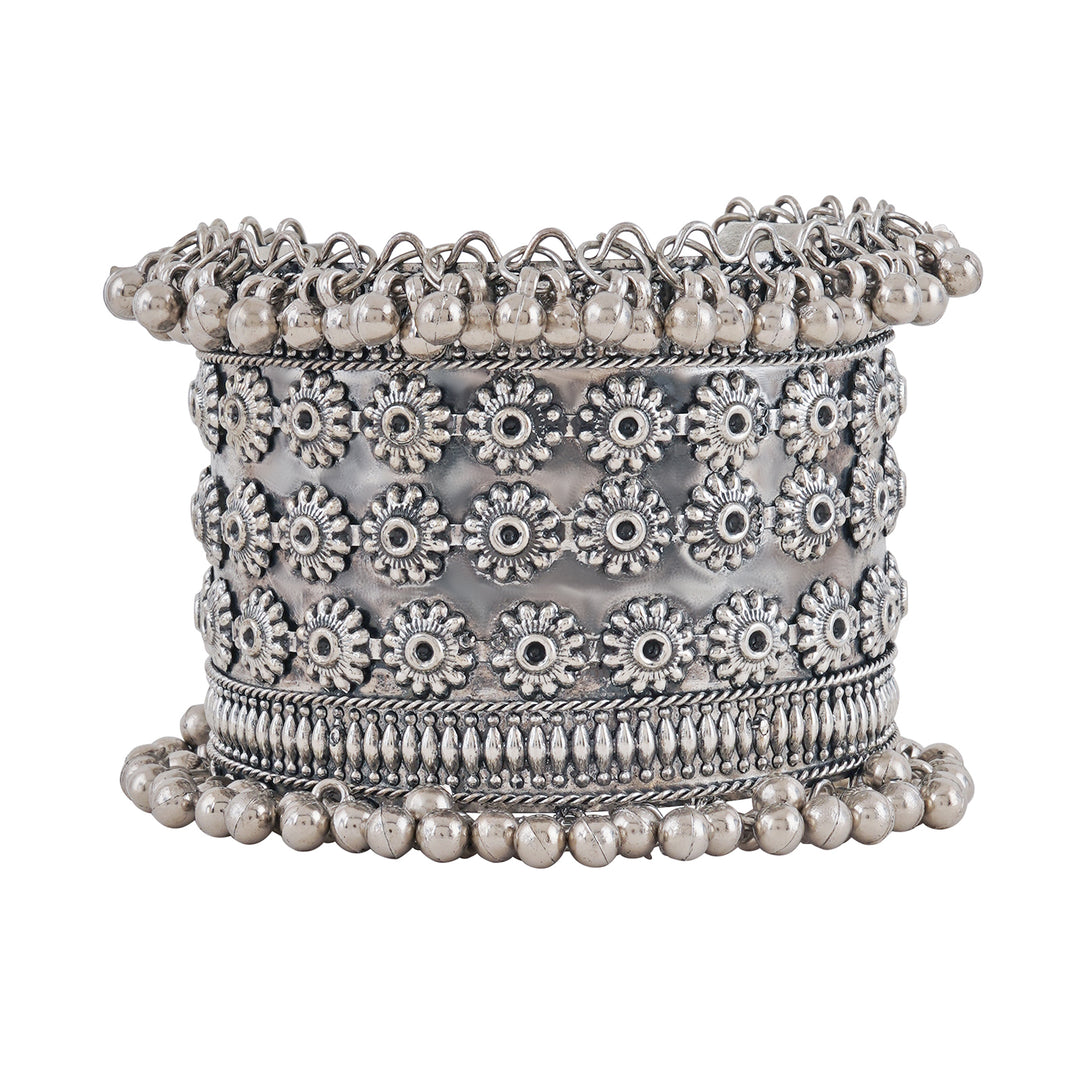 Teejh Sravasti Oxidised Silver Jewellery Gift Set