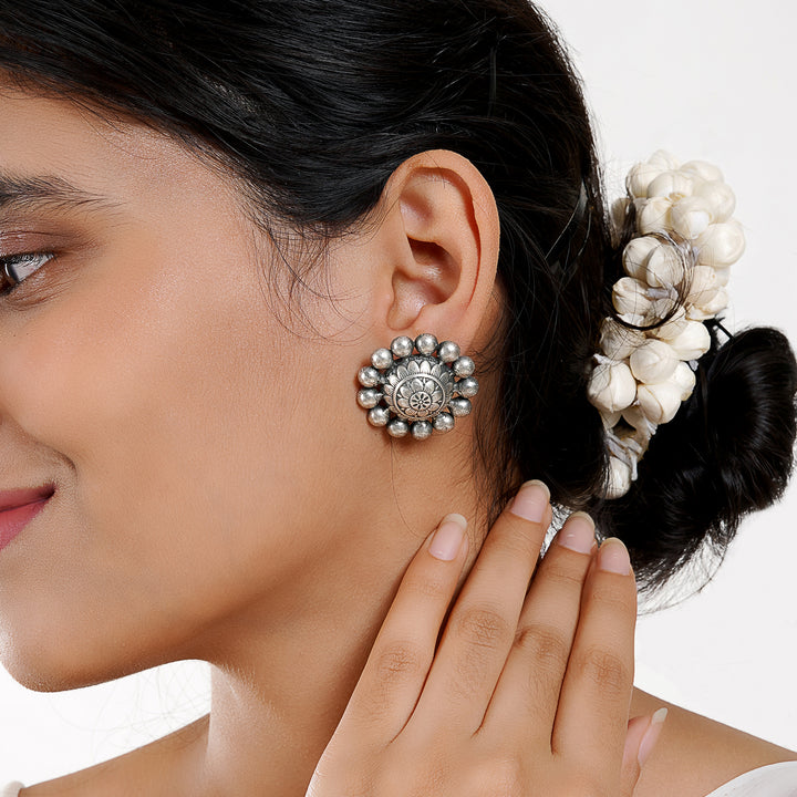 Teejh Gumtaz Siver Oxidised Earring
