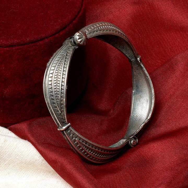 Haaz Silver Oxidised Kada Bracelet