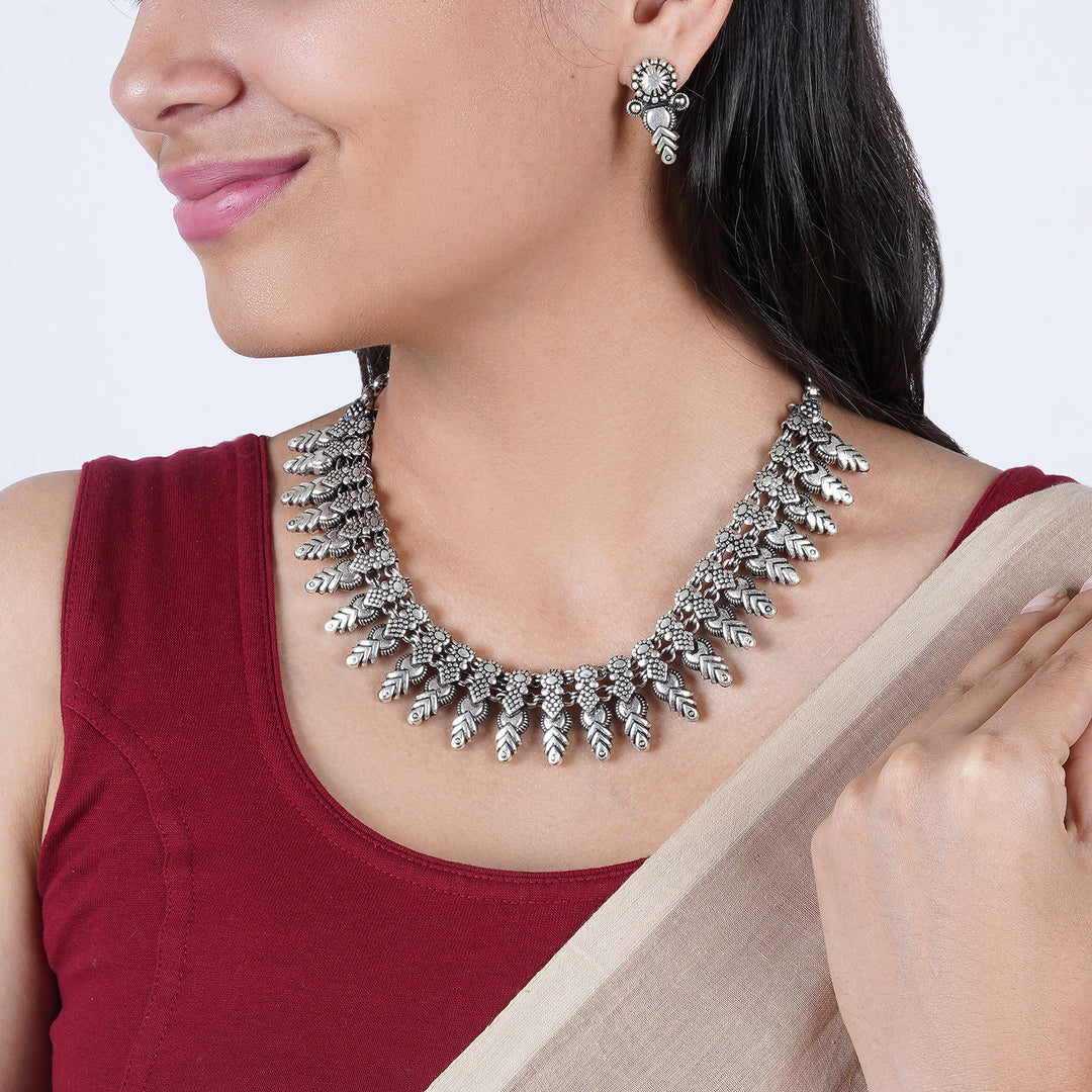 Sitam Silver Oxidised Necklace Set