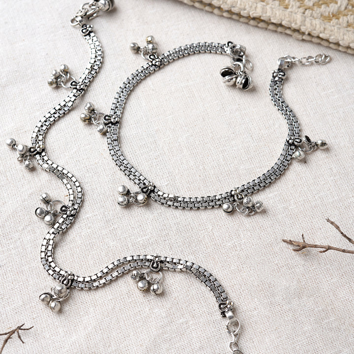 Teejh Ratnah Silver Oxidised Ghungroo Anklets