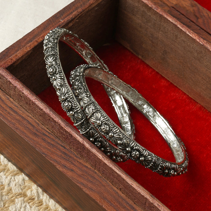 Magadha Silver Oixidized Bangles