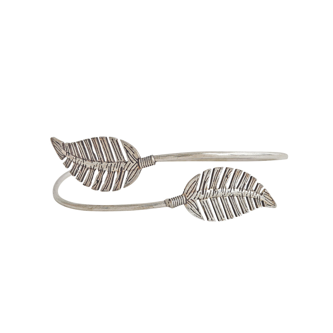 Teejh Arkiya Armlet