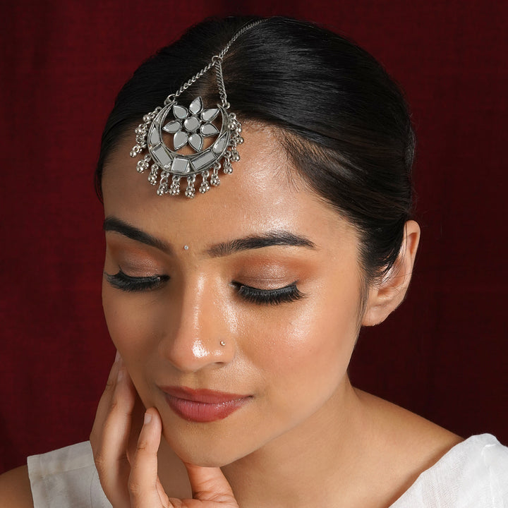 Teejh Anuradha Mangtika