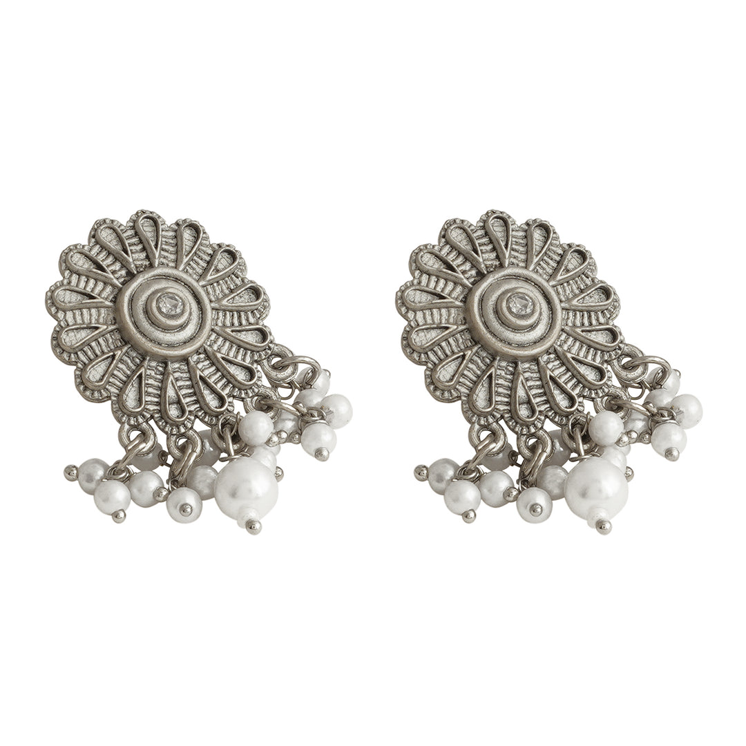 Teejh Kettilamma Silver Oxidised White Necklace Set