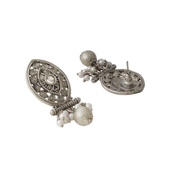 Teejh Prabhavati Silver Oxidised White Necklace Set