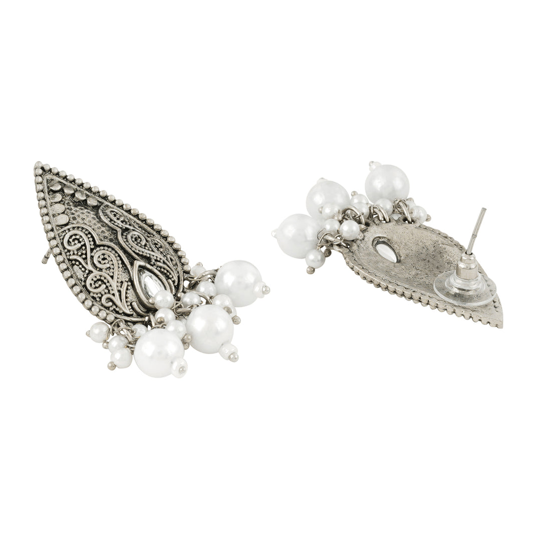 Teejh Ranakadevi Silver Oxidised White Necklace Set