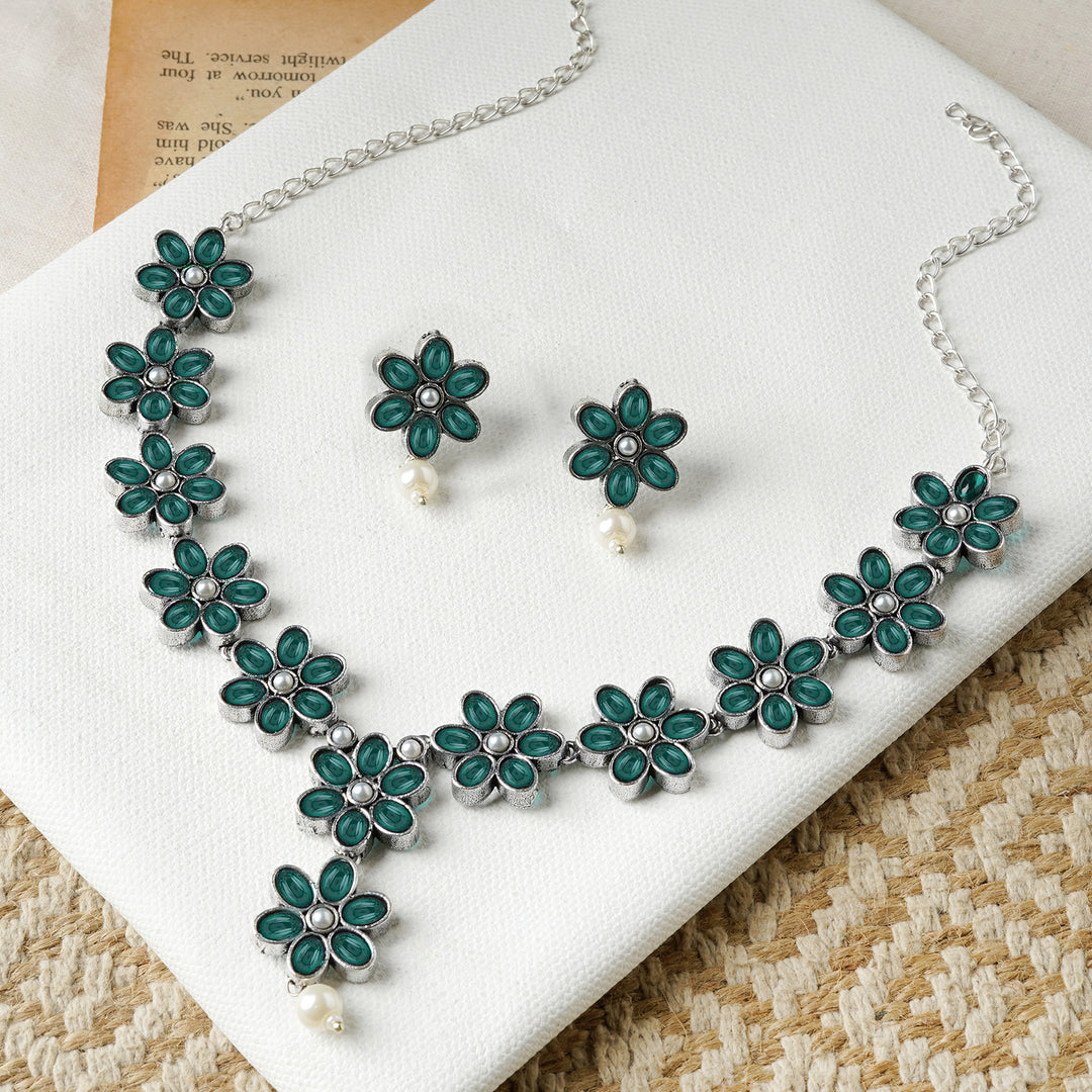Teejh Silver Emerald and Floral Motif Set