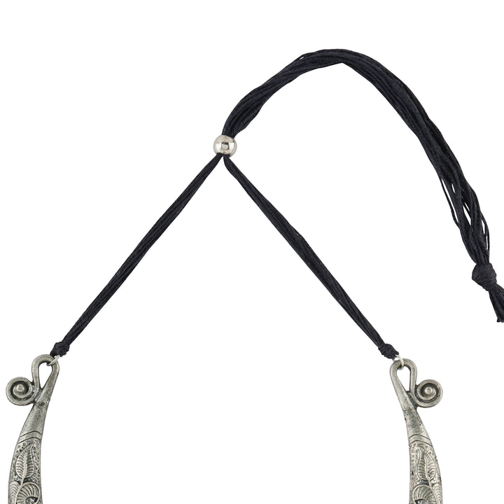 Dravya Silver Oxidised White stone  Necklace Set