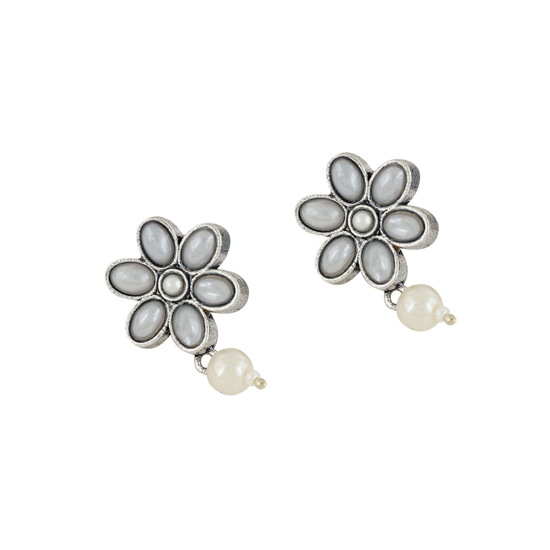 Kriya Silver Oxidised Pearl Necklace Set