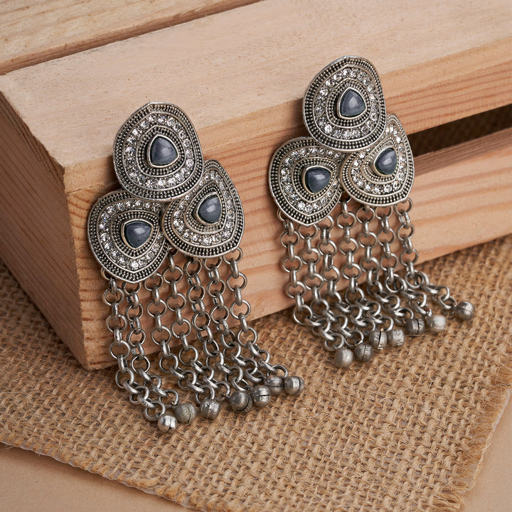 Teejh Mrinal Silver Grey Earring