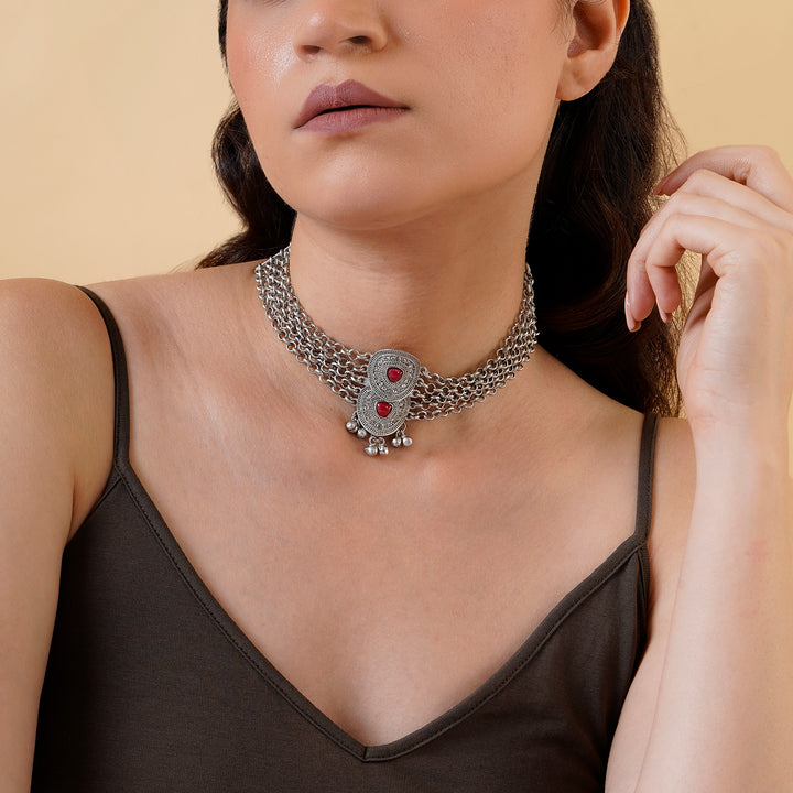 Teejh Vinata Silver Mehroon Necklace
