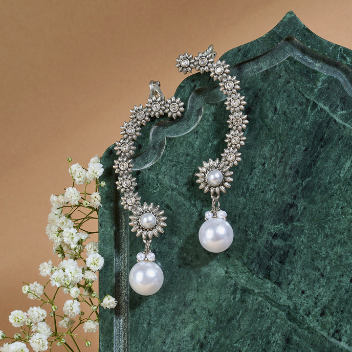 Teejh Kaylaa Silver and  Pearl Earcuff