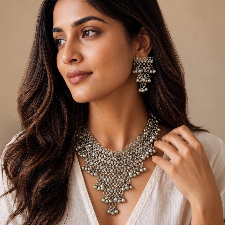 Teejh Sheh Silver Ghungroo Necklace