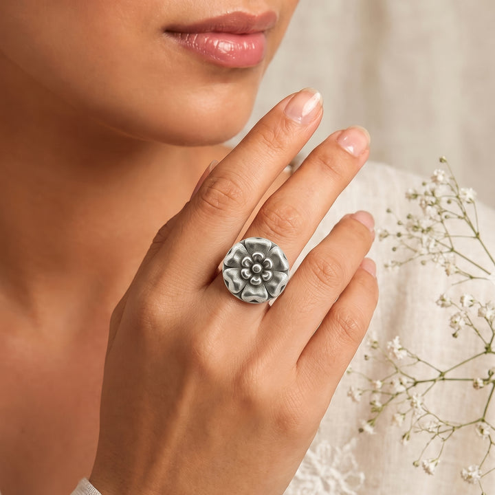 Teejh Taavya Silver Oxidised Ring