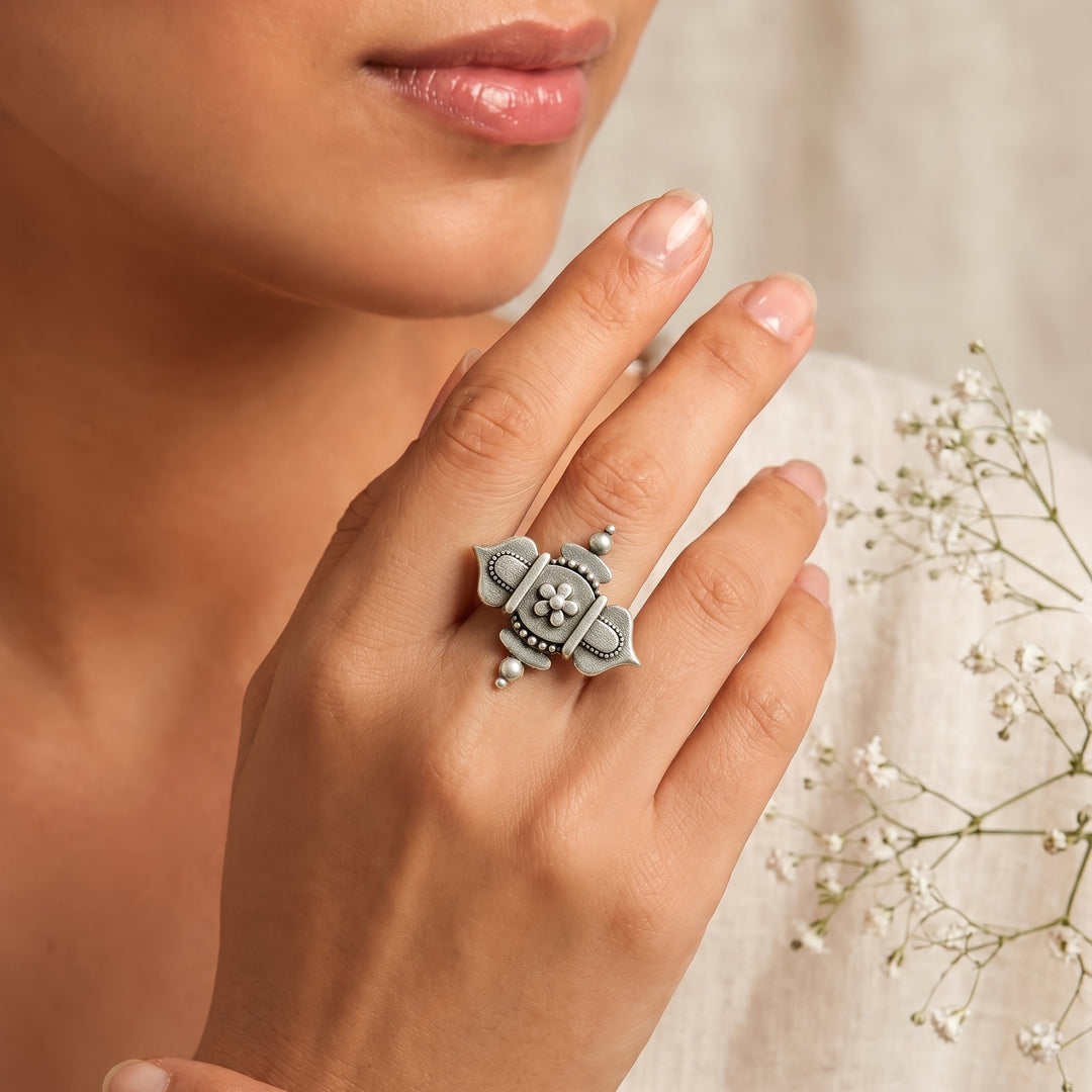 Teejh Nayeli Silver Oxidised Ring