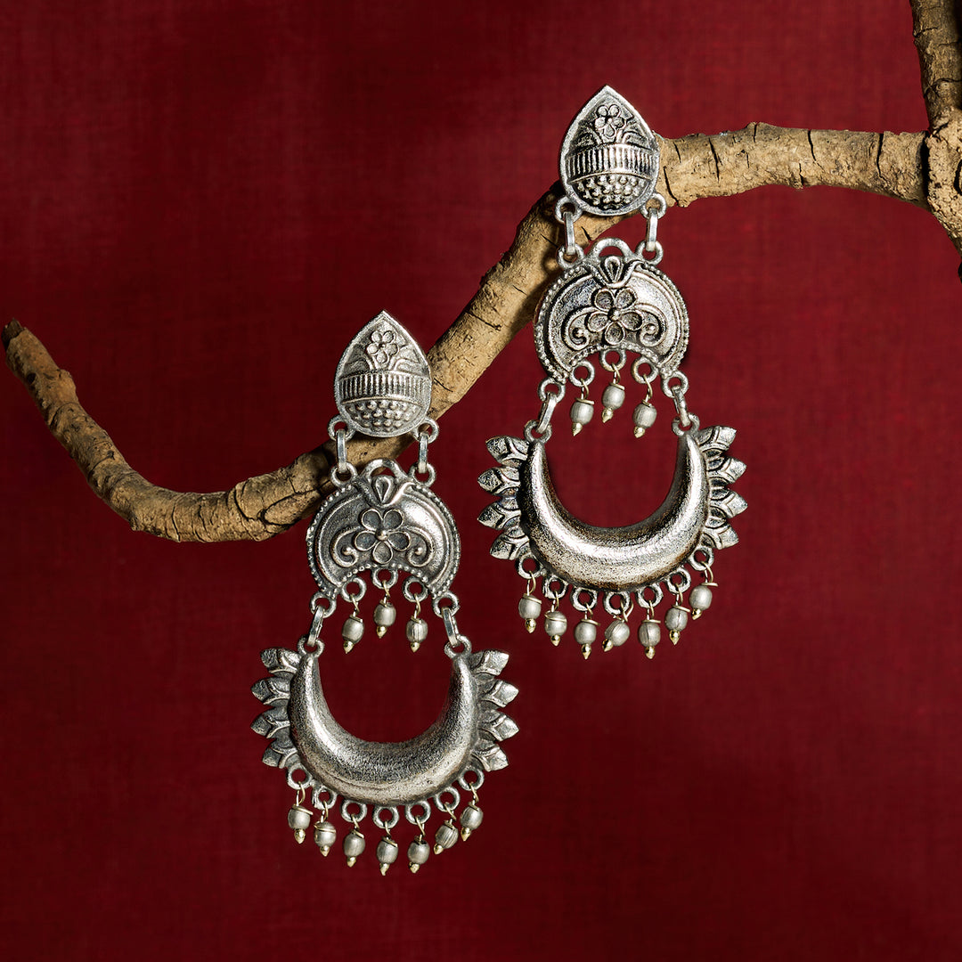 Kavisha Silver Red Earring