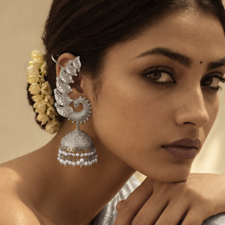 Asmi Silver Earcuff
