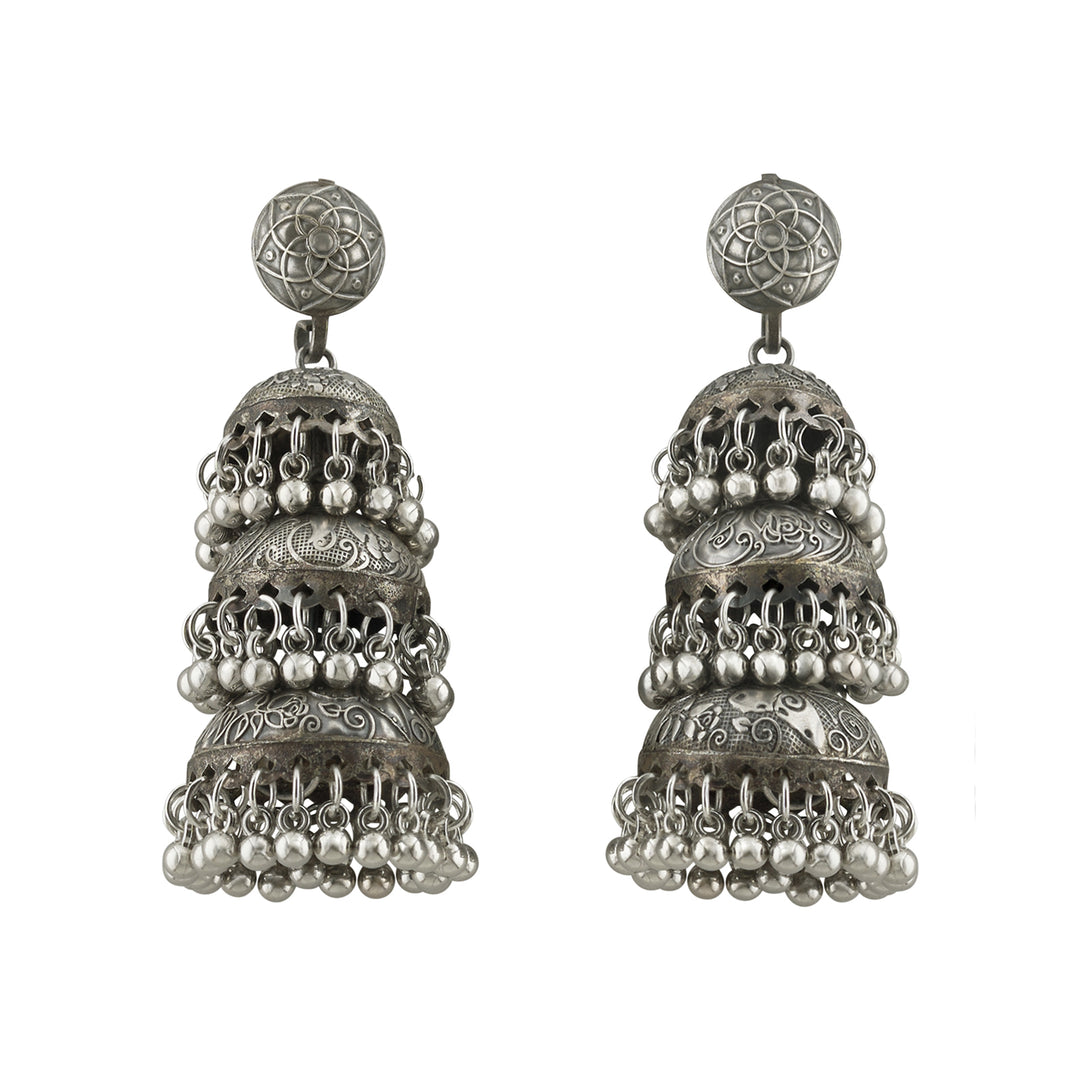 Eshaal Silver Earring