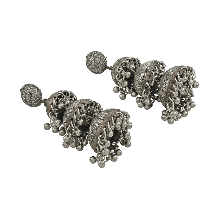 Eshaal Silver Earring