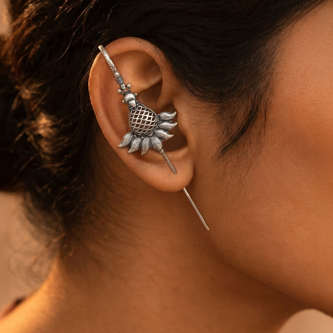 Zaiyana Silver Oxidised Earpin