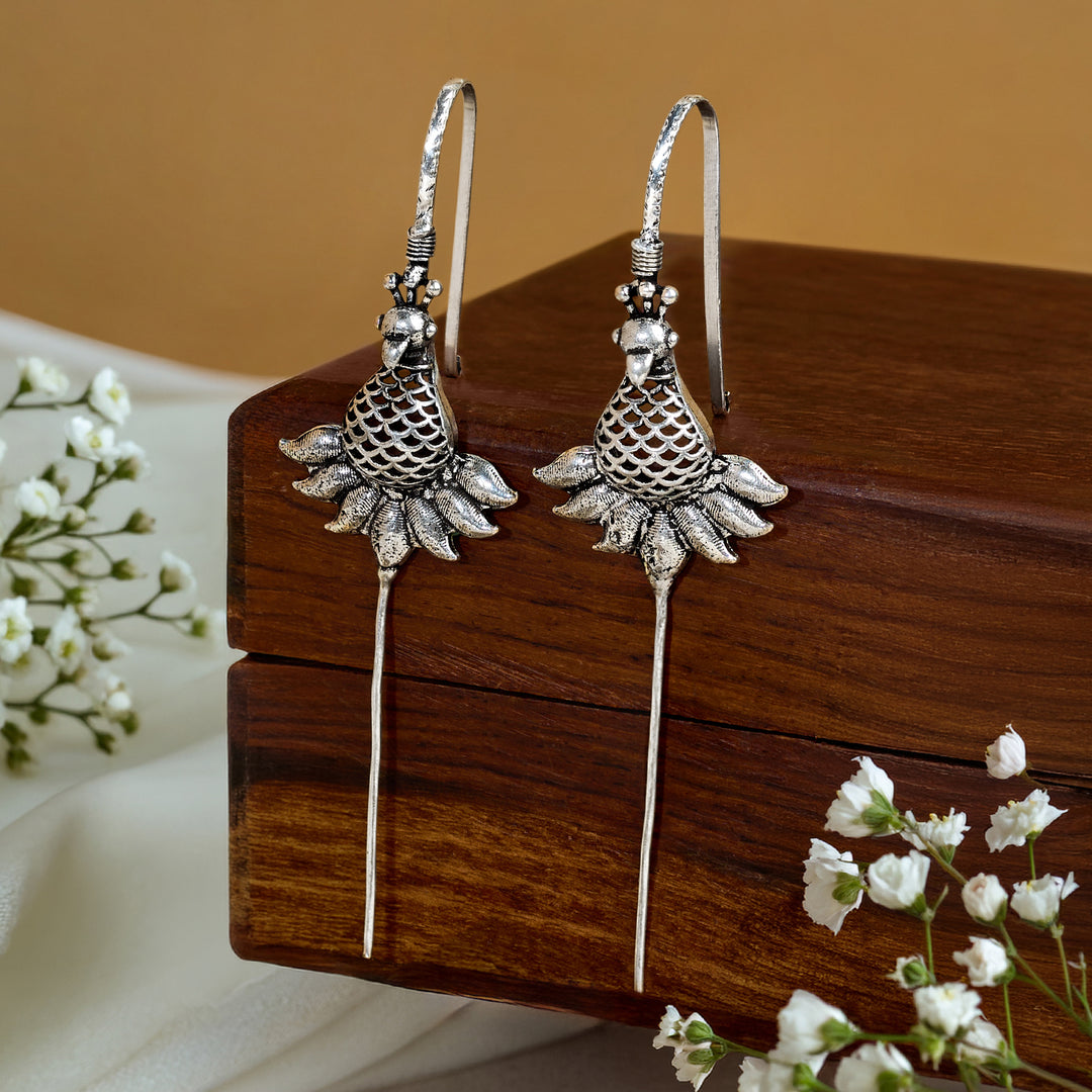 Zaiyana Silver Oxidised Earpin