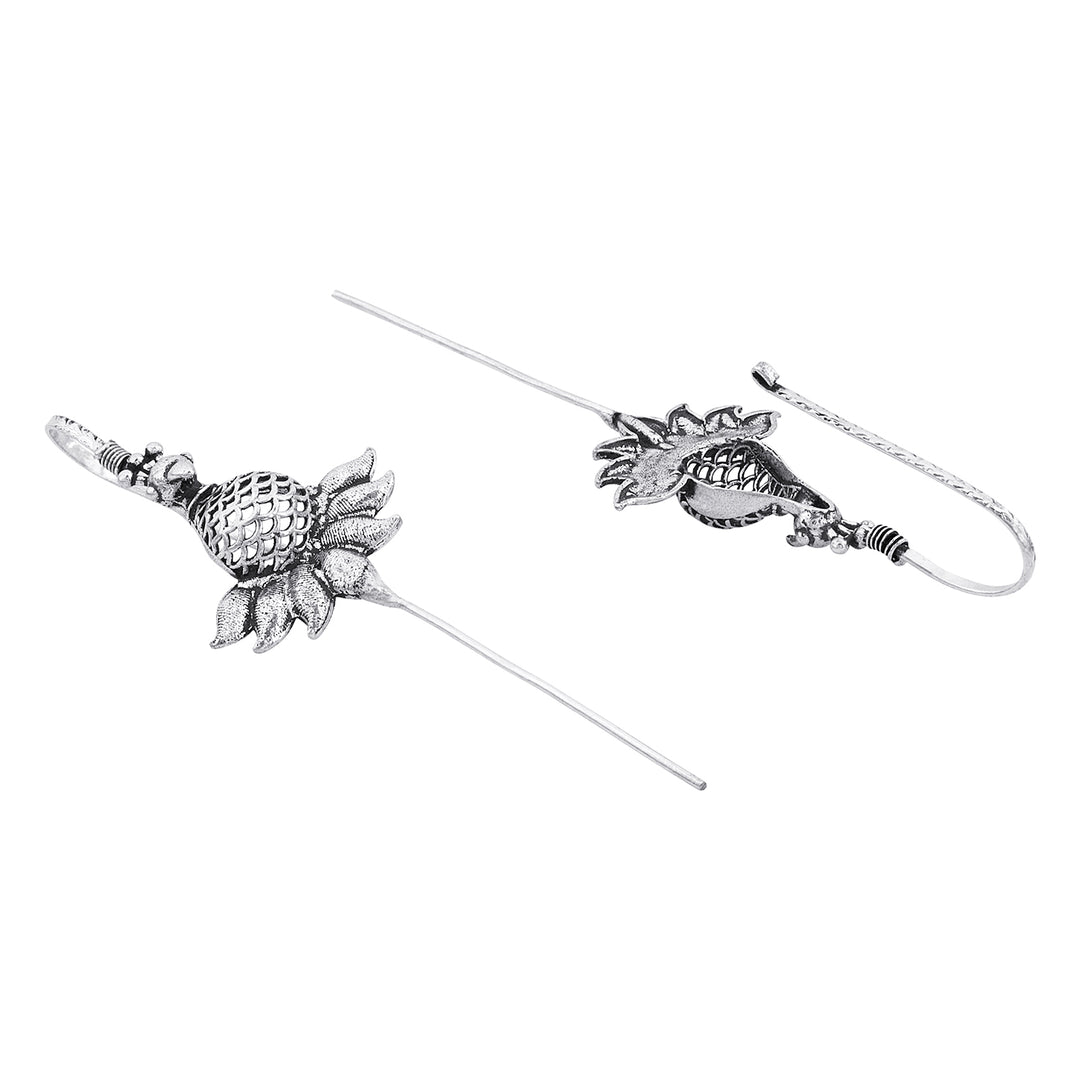 Zaiyana Silver Oxidised Earpin