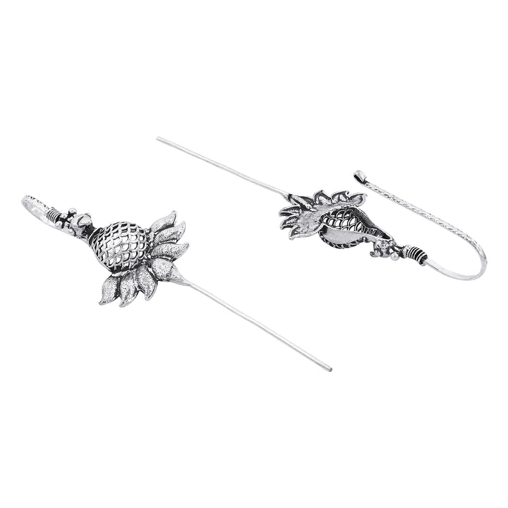 Zaiyana Silver Oxidised Earpin