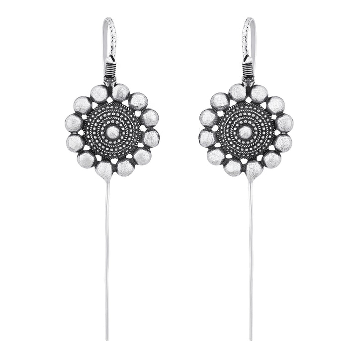Chinmayi Silver Oxidised Earpin