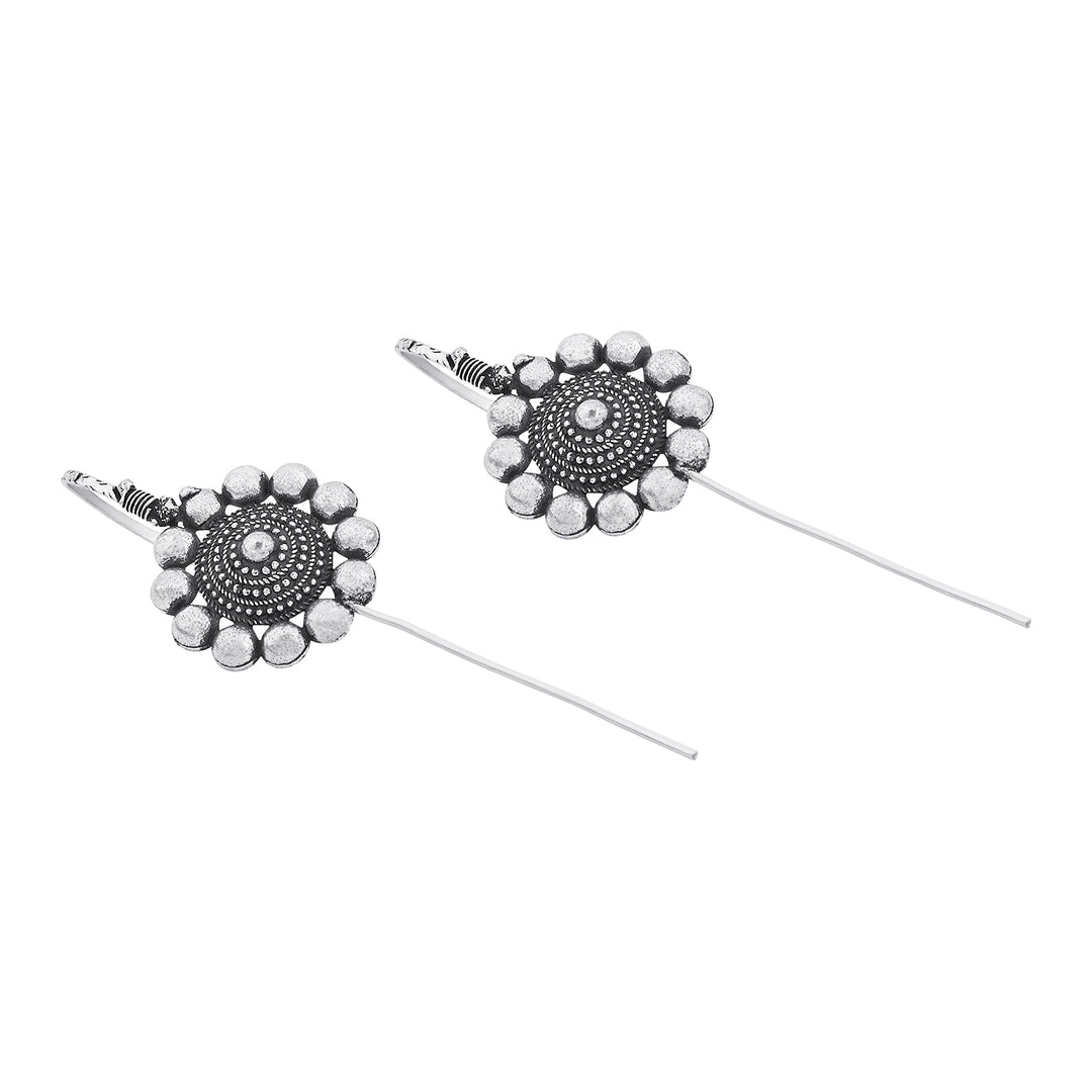 Chinmayi Silver Oxidised Earpin